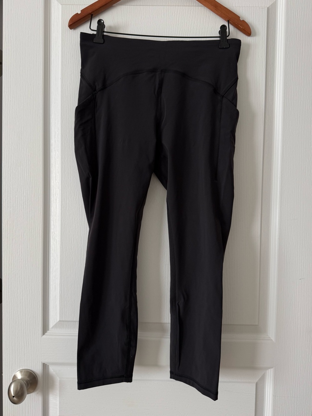 Lululemon Power Thru High-Rise Crop 23" Inseam Black Size 12